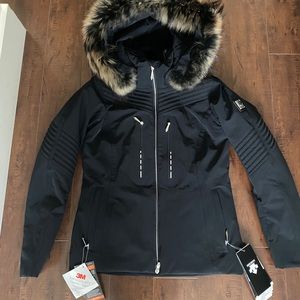Descente Ski Jacket